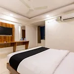 Capital O 49120 Ak International Rooms