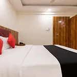 Capital O 49120 Ak International Rooms