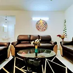 Splendour 2Bhk Condo Surrounded With Greenery.