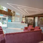 Hotel Heraa International