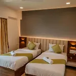 Hotel Heraa International