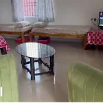 Isiri Guest House