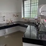 Isiri Guest House