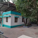 2 Bhk House, On Premise Parking, Upto 10 Guests