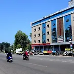 Hotel Aradhya Inn Deralakatte