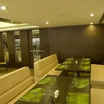 The Ocean Pearl