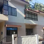 Square Suite