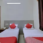 Oyo 16662 Taj Residency