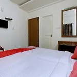 Oyo 16662 Taj Residency