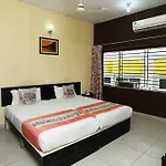 Oyo 9219 Hotel Veenu International