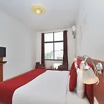 Oyo 10632 Hotel Brigade Royal