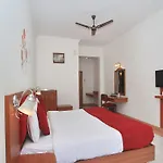 Oyo 10632 Hotel Brigade Royal
