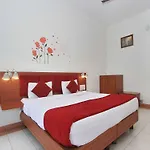 Oyo 10632 Hotel Brigade Royal