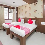Oyo 17278 Hotel Srinivas