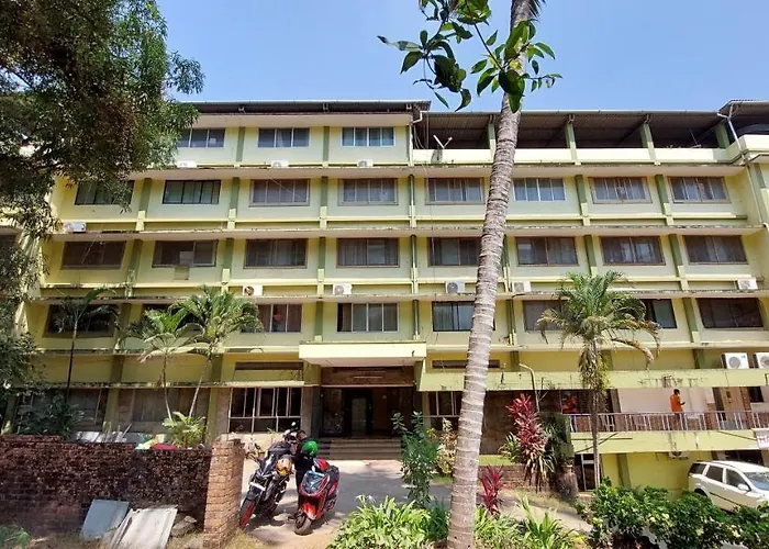 Hotel Surya