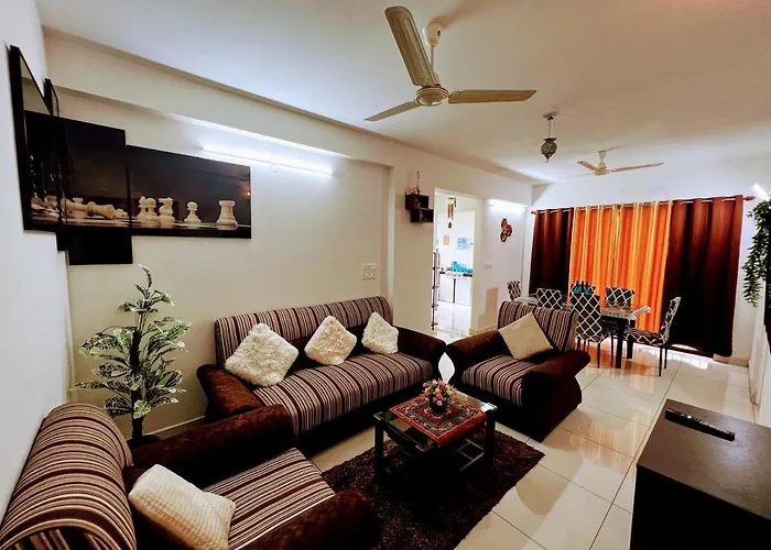 Cozy 2Bhk Condo Surrounded With Greenery.