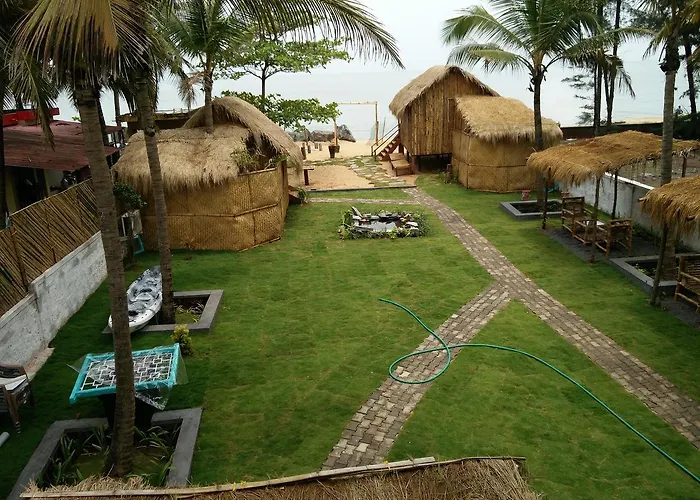 Camp 21 Beach Serviced Homes