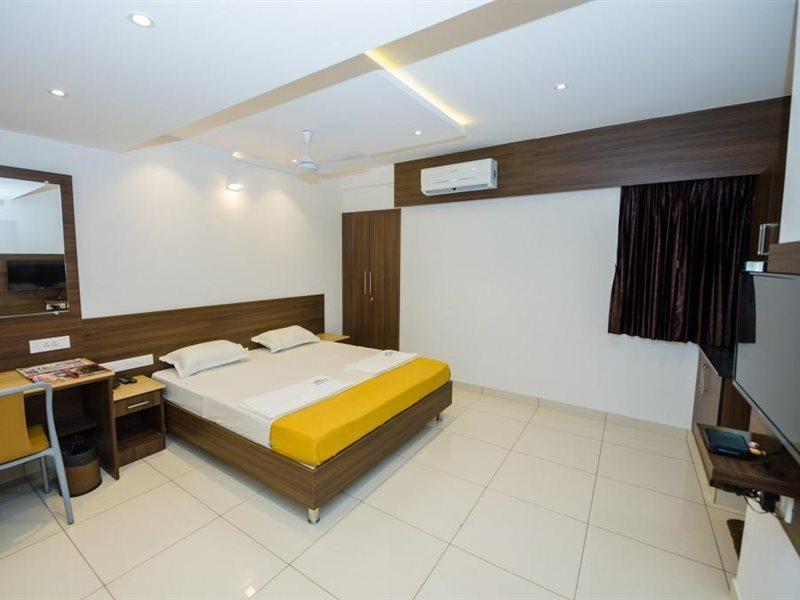 Karuna Residency Hotel 3*
