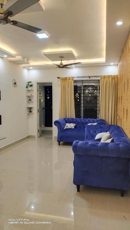 305 Apartment