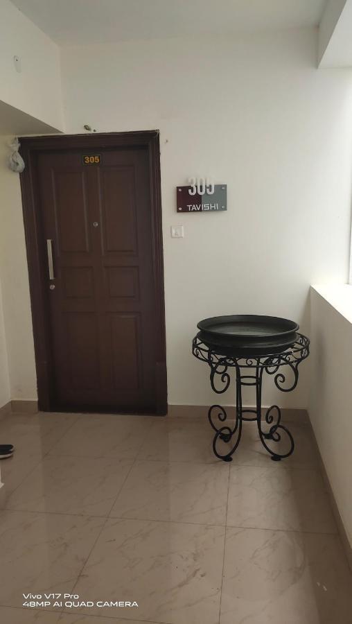 Apartment 305