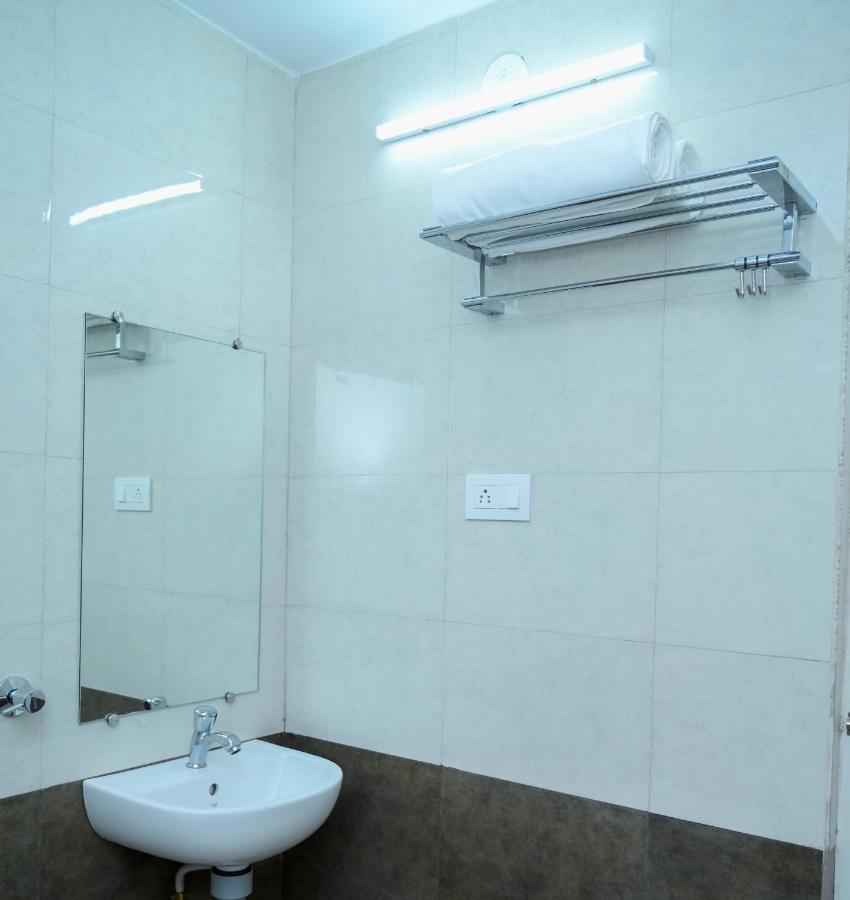 Adyar Plaza By Rak Rooms, Mangalore