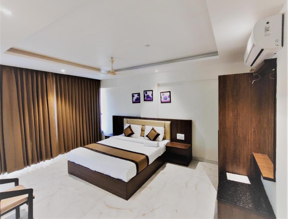 Adyar Plaza By Rak Rooms, Mangalore