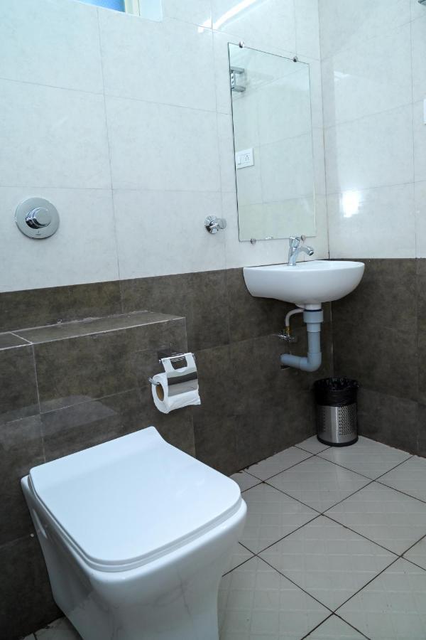 Adyar Plaza By Rak Rooms, Hotel Mangalore