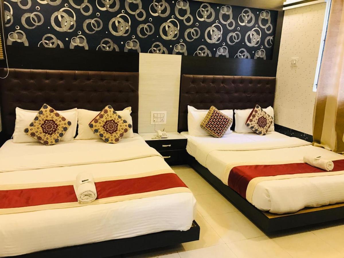 Royal - Opp Sdm Law College Mg Road 3*