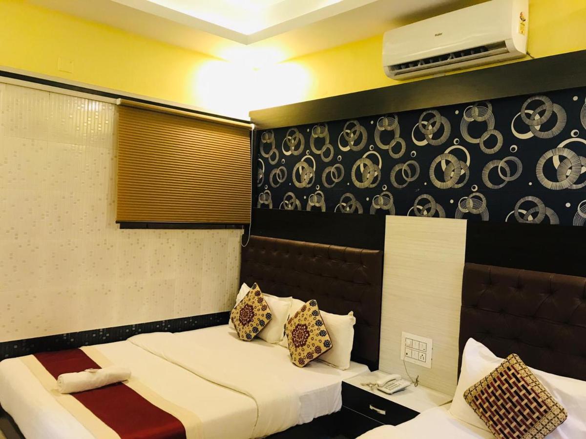 Royal - Opp Sdm Law College Mg Road Hotel