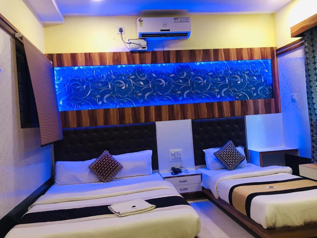 Royal - Opp Sdm Law College Mg Road Hotel