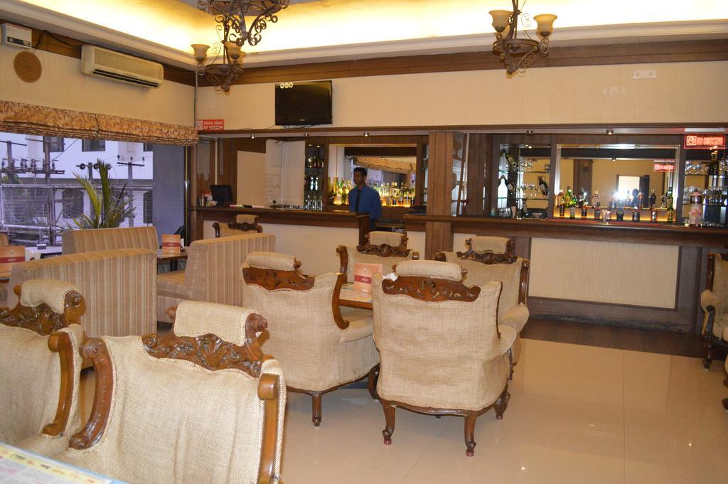 Moti Mahal Hotel 4*