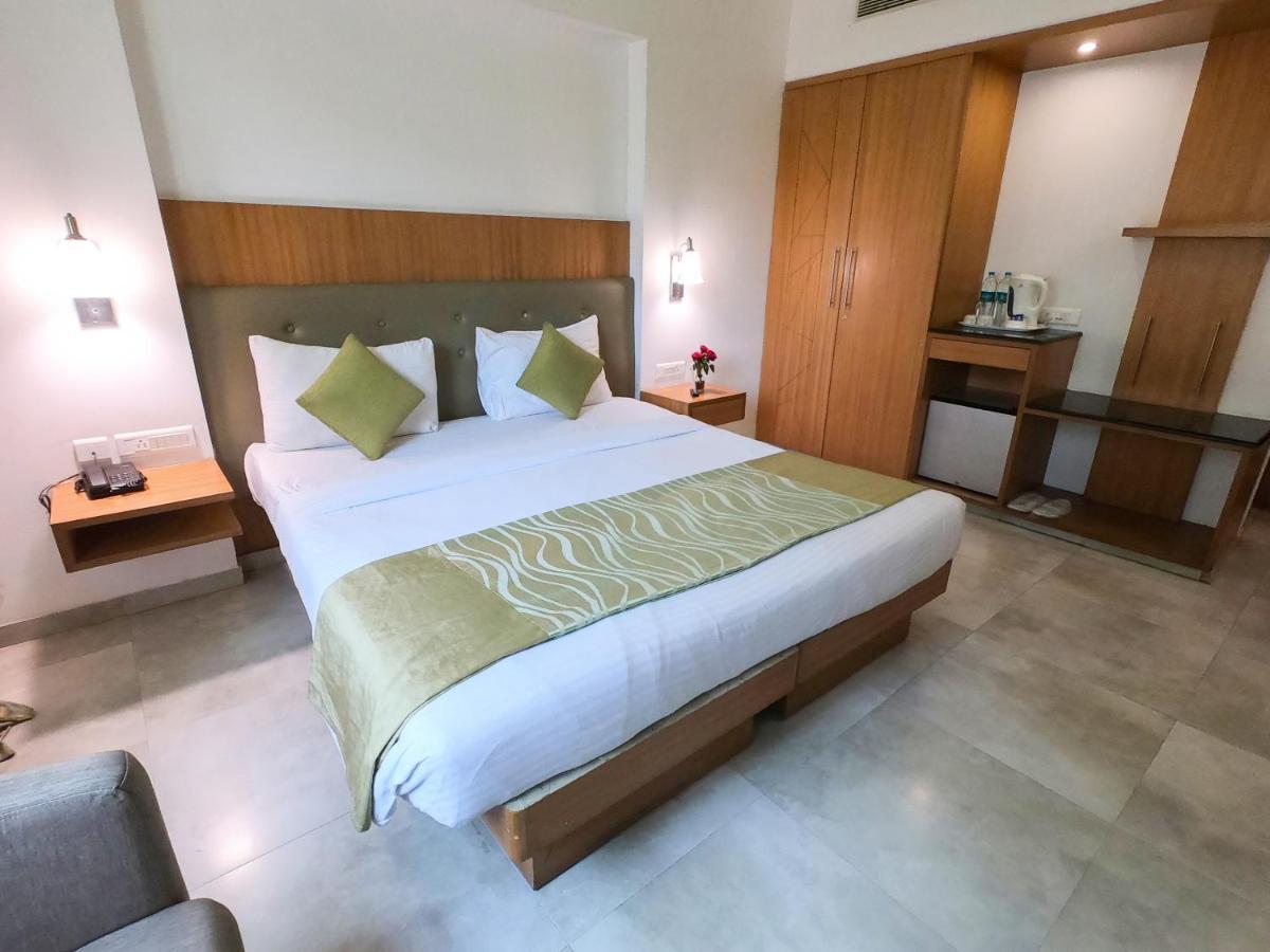 The Verda Saffron Hotel