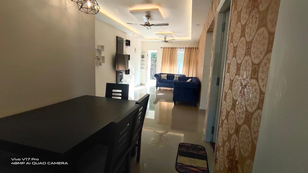 305 Apartment
