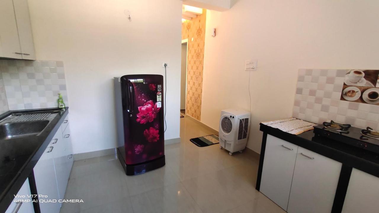 305 Apartment *