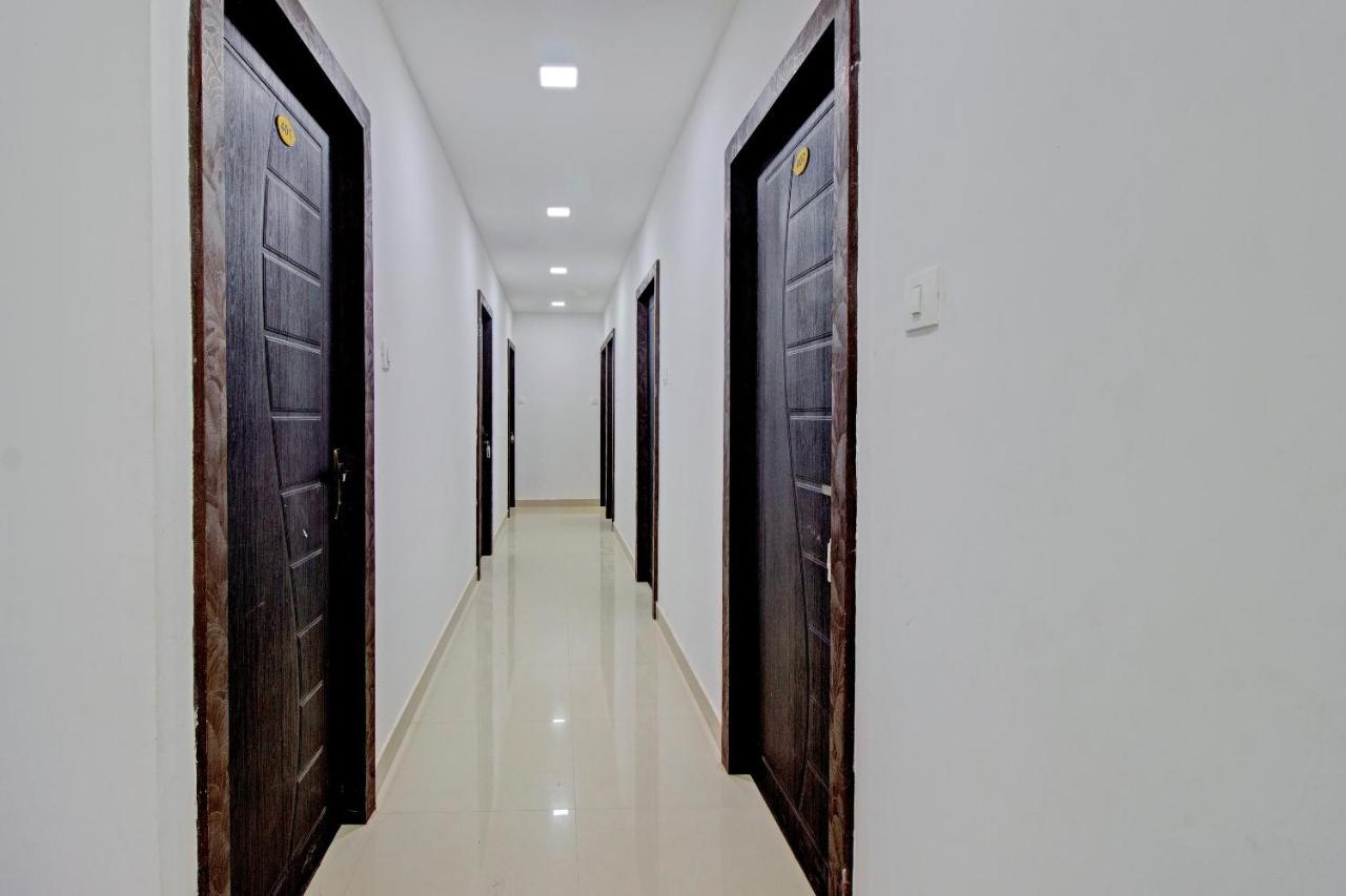 Oyo Flagship 81436 Palace Hotel Mangalore