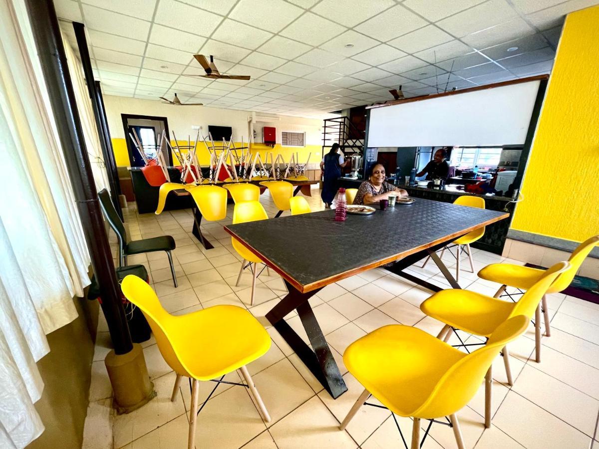 Aikya Apartment *