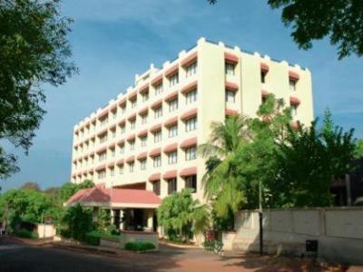 Hotel Vivanta Oldport Road - Formerly Known As Taj Manjarun 4*