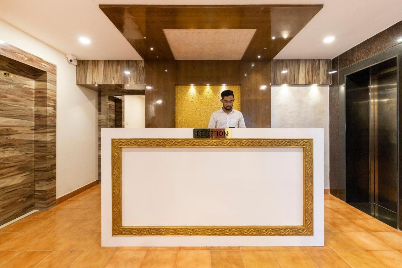 Capital O 49120 Ak International Hotel 3*