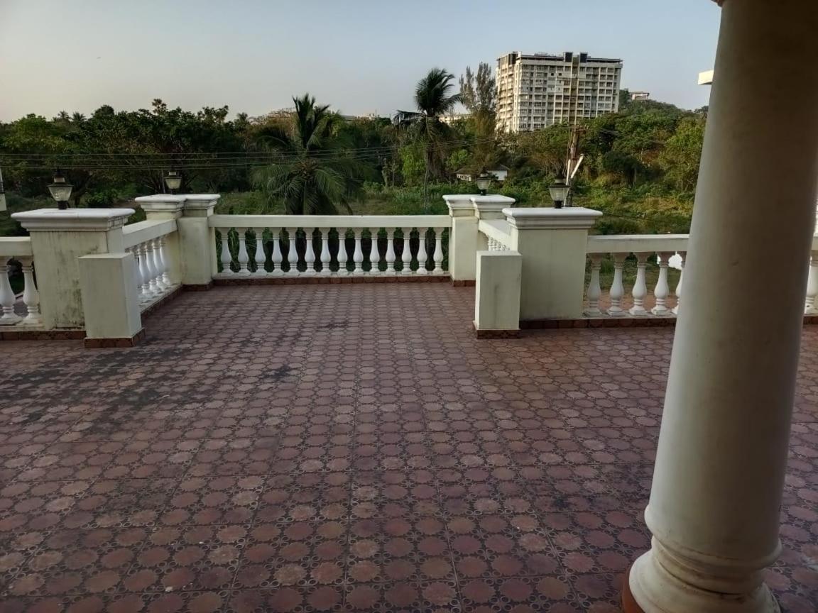 Sri Krishna Palace Guest house