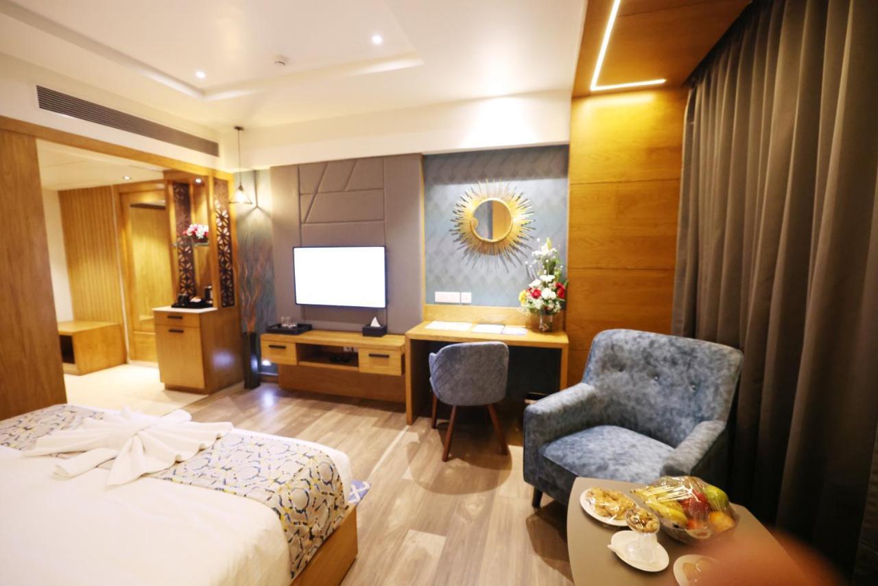 Aj Grand 4* Mangalore
