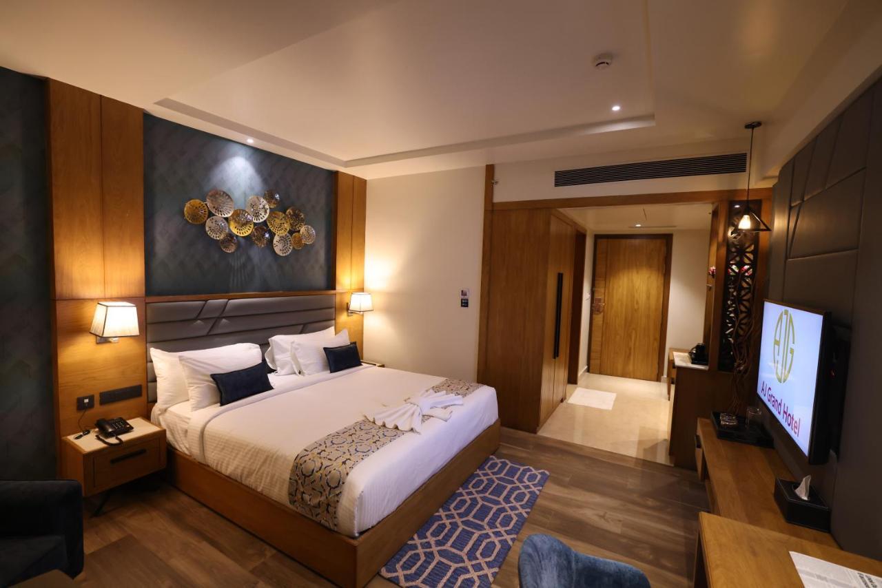 Aj Grand Hotel