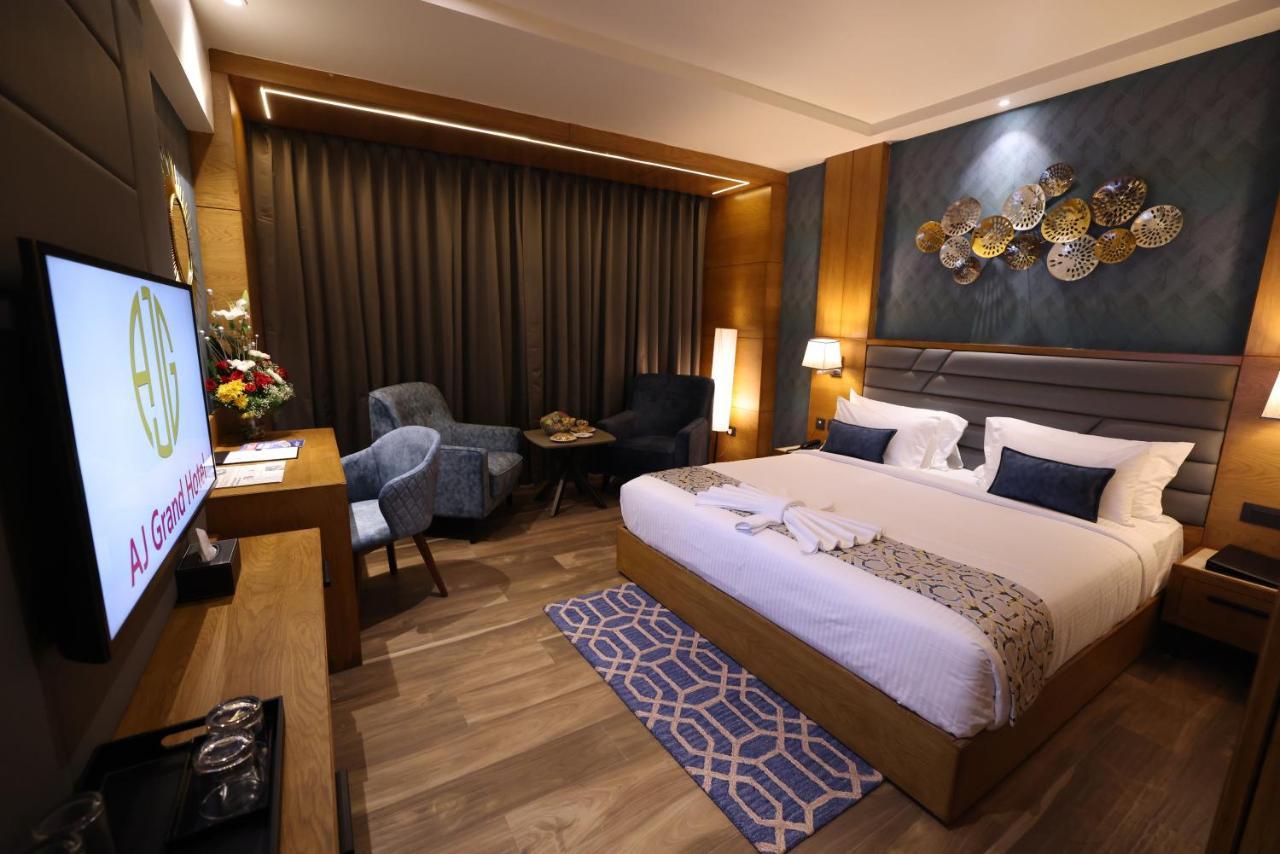 Hotel Aj Grand 4*