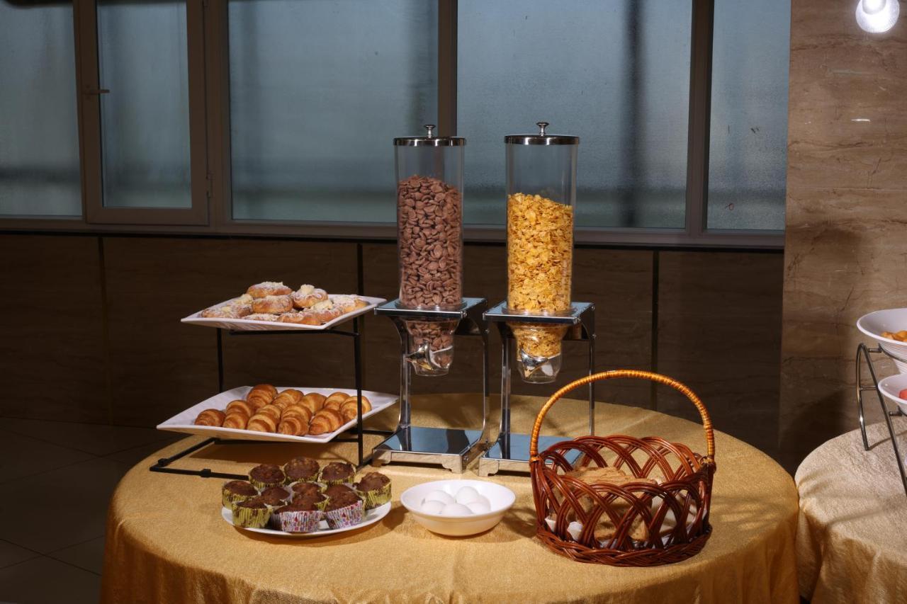 Royal Plaza By Rak Rooms, 4* Mangalore