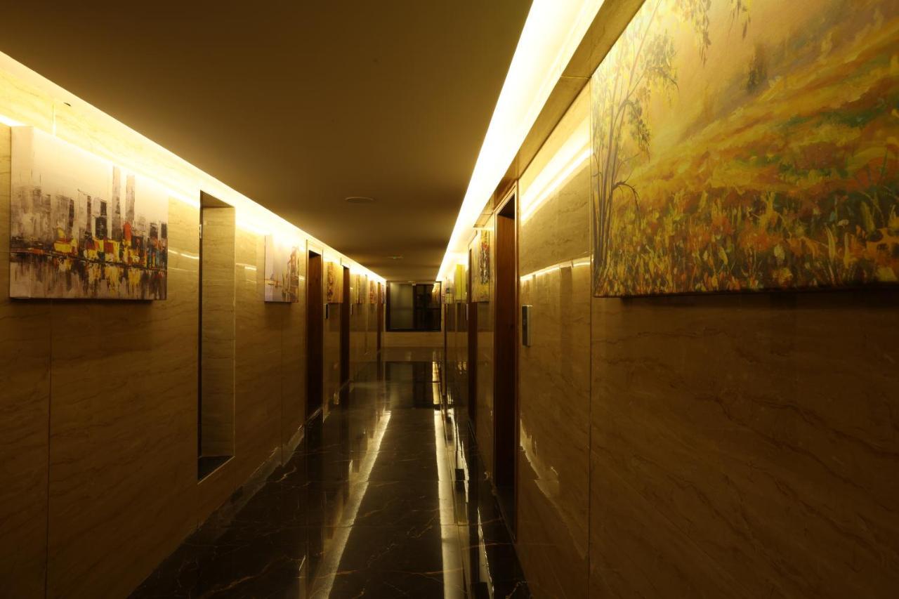 Hotel Royal Plaza By Rak Rooms, 4*