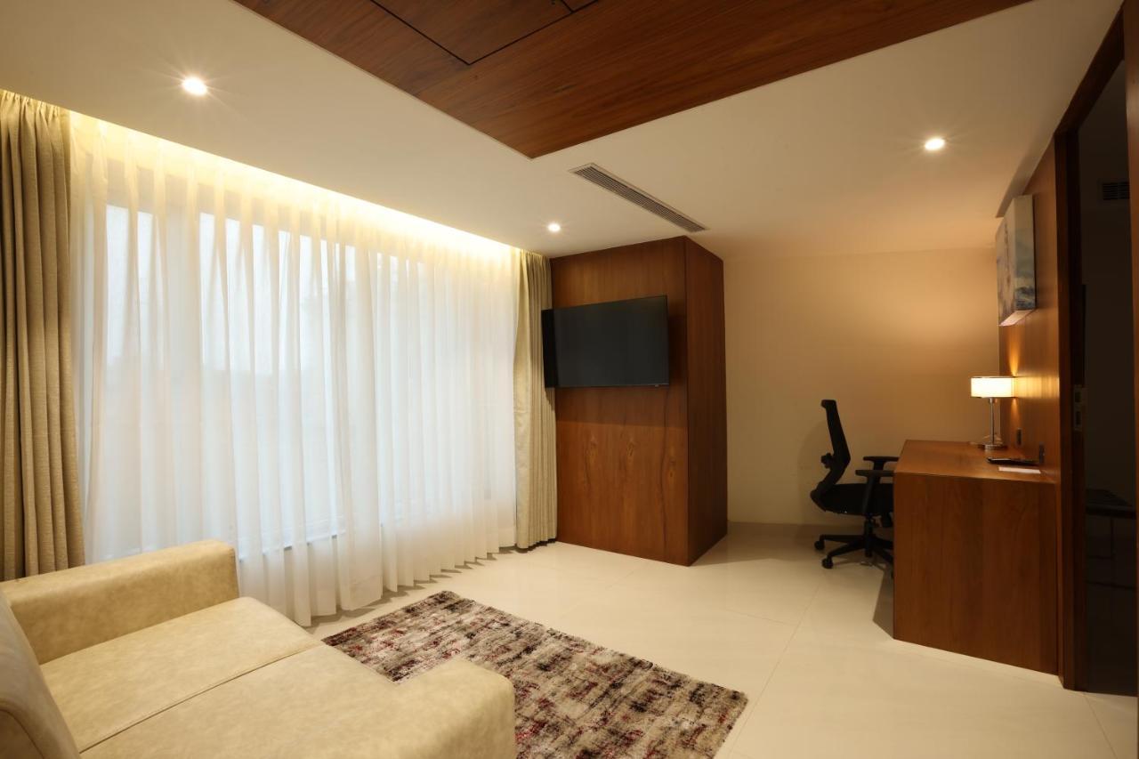 Royal Plaza By Rak Rooms,