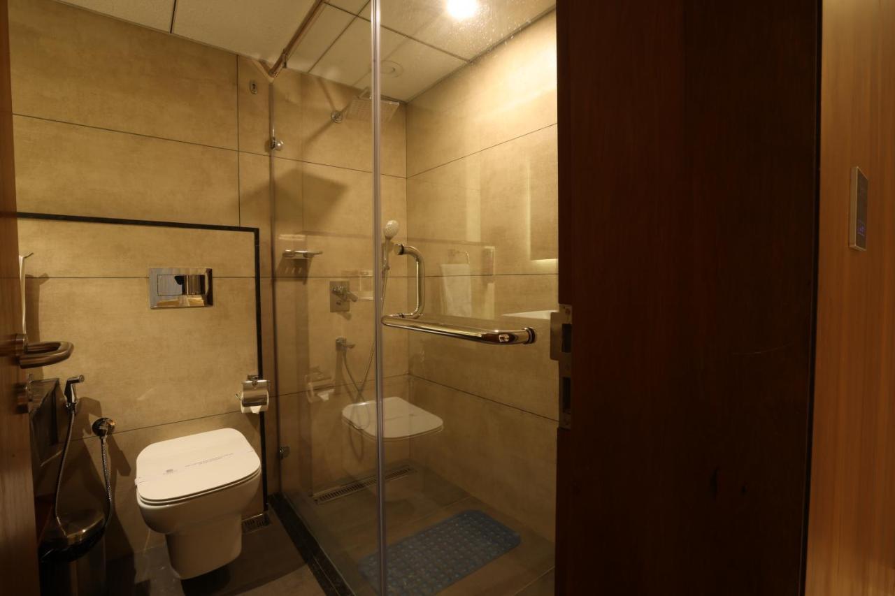 Royal Plaza By Rak Rooms, 4* Mangalore