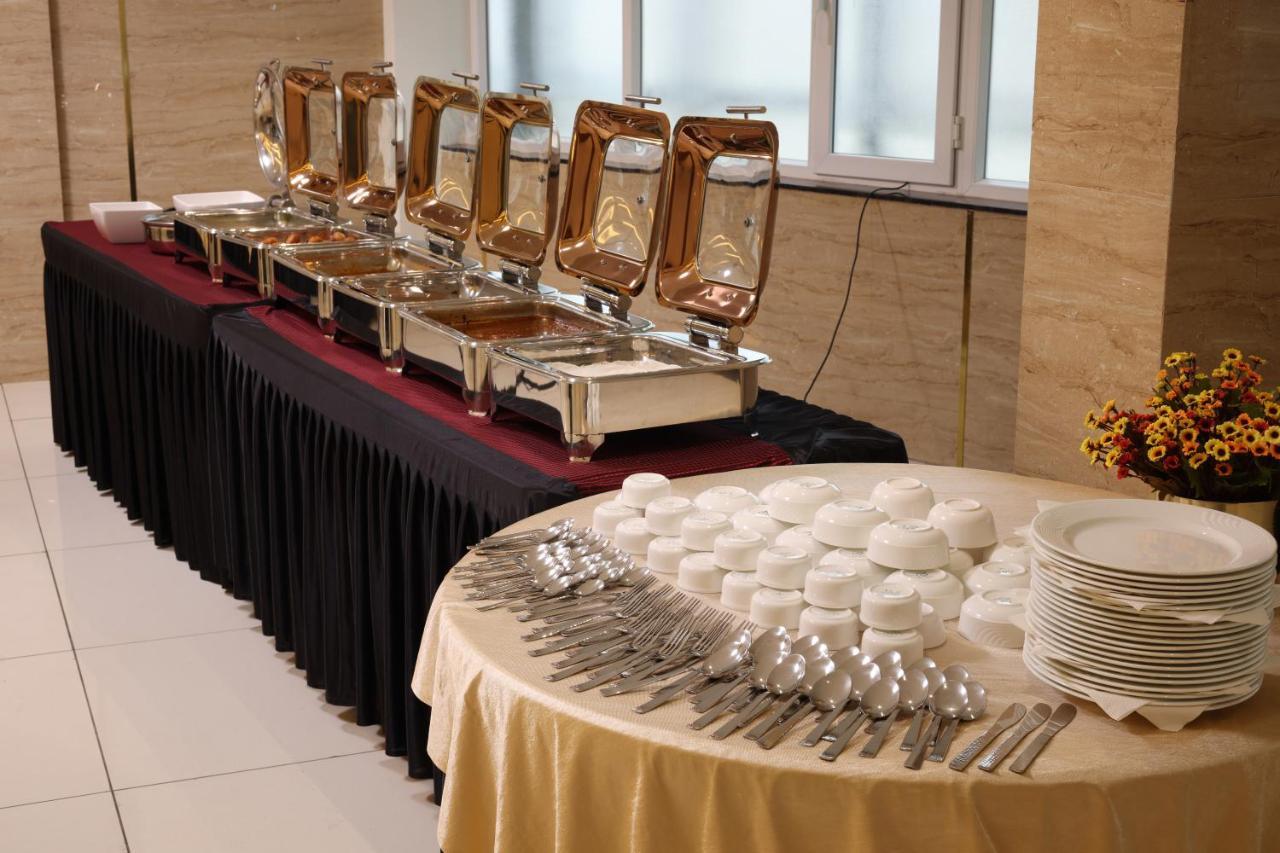 Royal Plaza By Rak Rooms, Hotel
