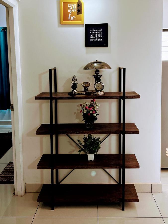 Apartment Cozy 2bhk Surrounded With Greenery.