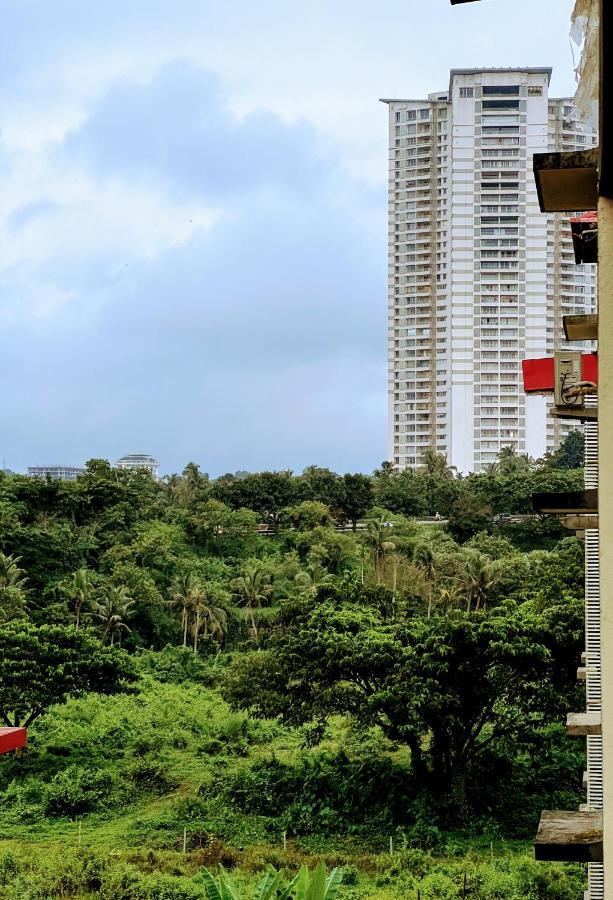 Apartment Cozy 2bhk Surrounded With Greenery.