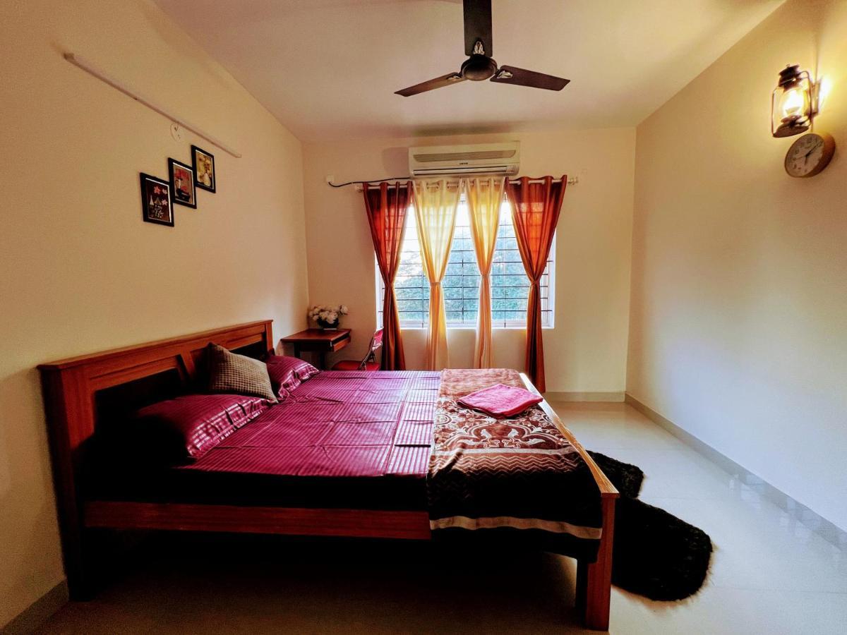 Luxurious 3bhk Vacation Amidst The City.